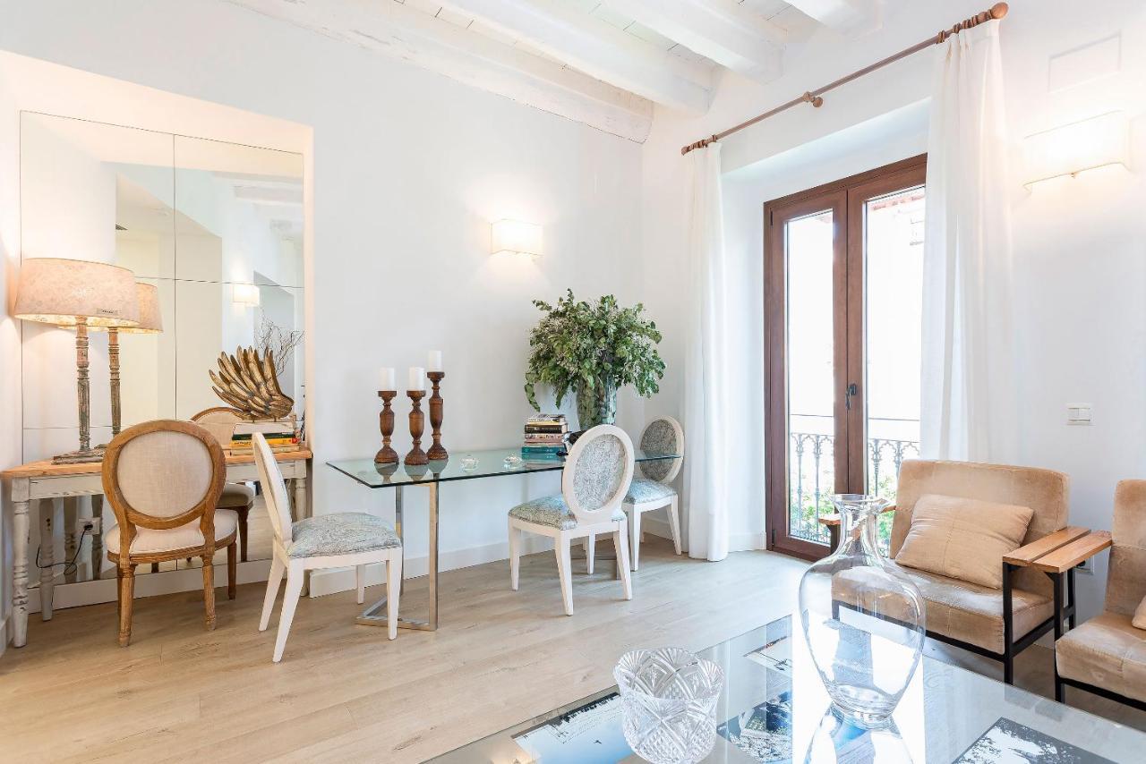 Genteel Home Julio Cesar Seville Exterior photo